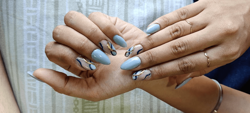 Onyx Studio Minimalist nail art design Mumbai
